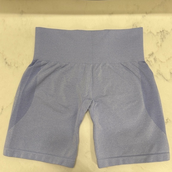NVGTN contour seamless shorts in periwinkle - Picture 2 of 2